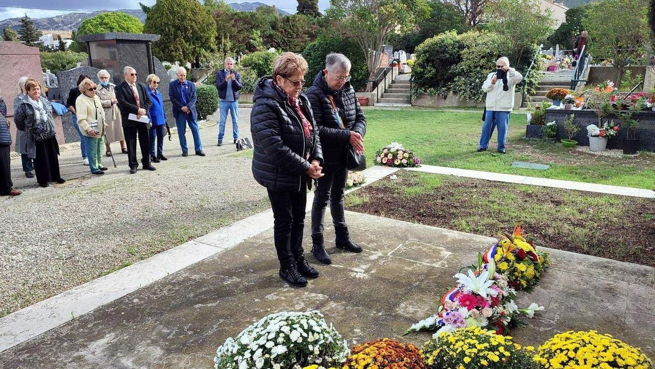MARSEILLE -MAZARGUES - Cimetiere - 35.jpg